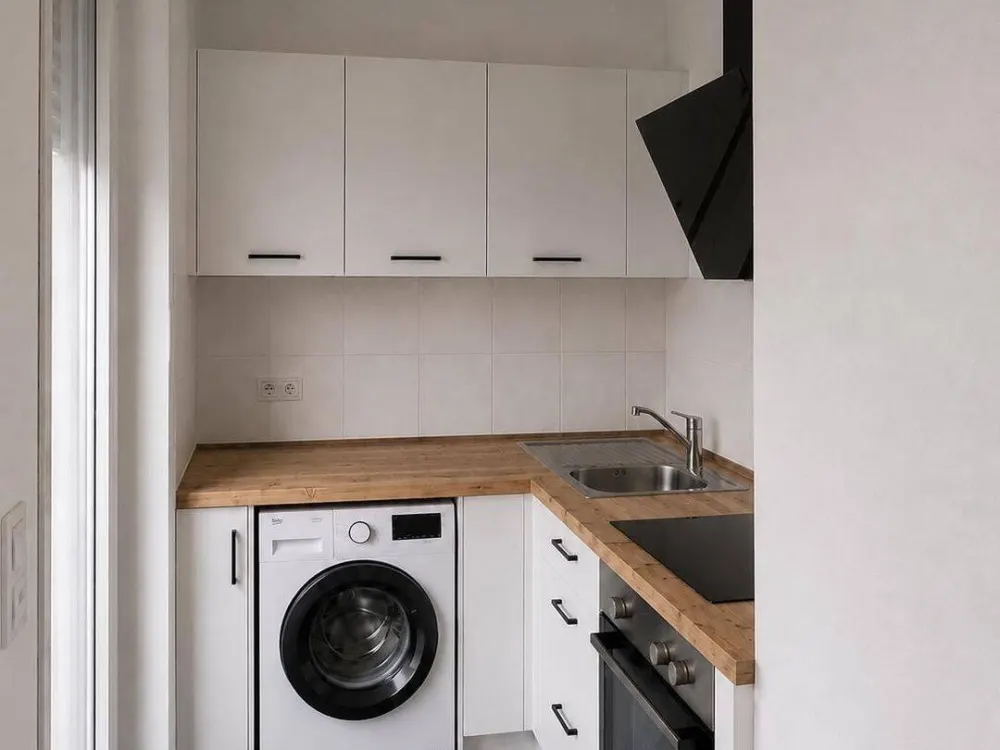 Attraktive 1-Zimmer-Wohnung mit neuer Einbauküche & Balkon in Bad Cannstatt