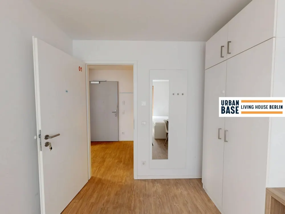 Zusammenziehen an der Spree: Sichere dir dein Zimmer und besetze diese 3er-WG mit deinen Leuten!