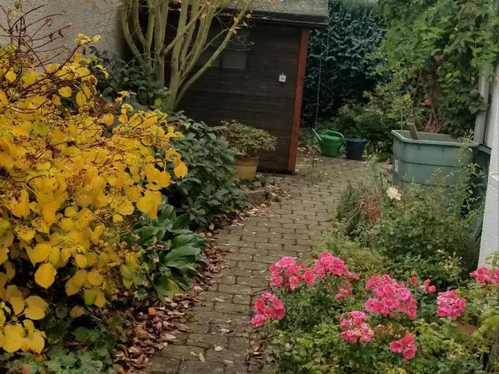 Helle 3,5 Zimmerwohnung mit Garten in ruhiger Lage, Nufringen