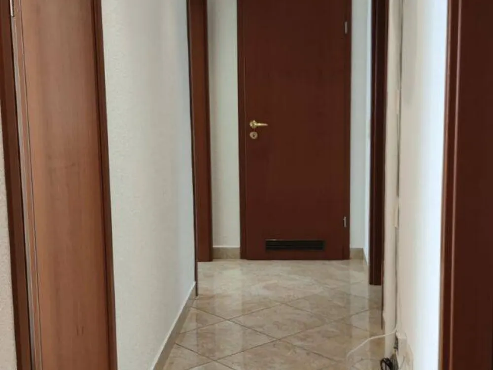 Sanierte 2,5 Zimmer (ehemalige 3 Zimmer Wohnung) zu vermieten.