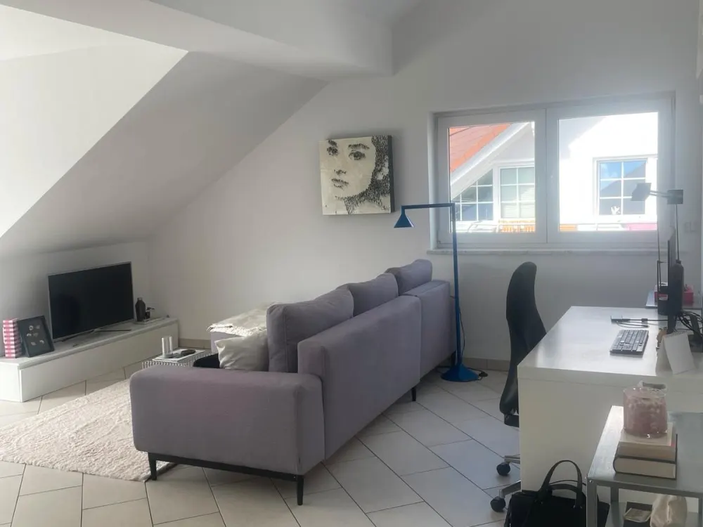 Helle offene 2-Zimmer Wohnung in Neu-Isenburg