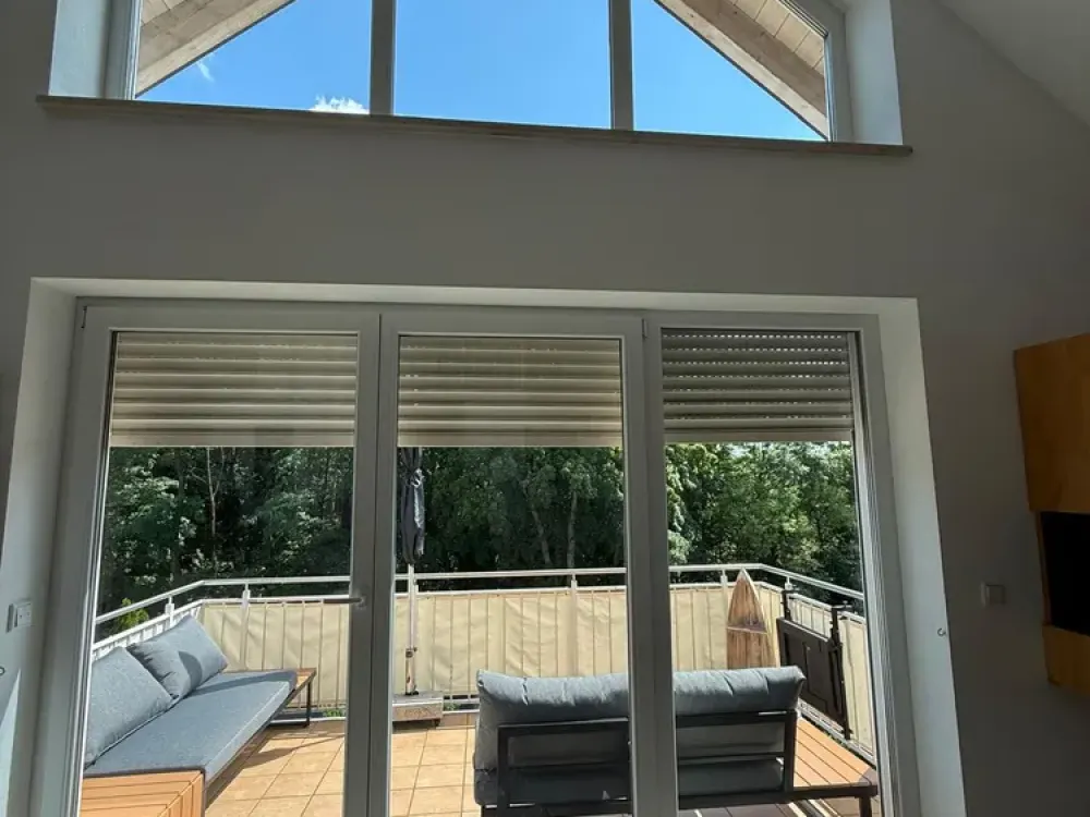 Furnished 2.5-Room Maisonette Apartment