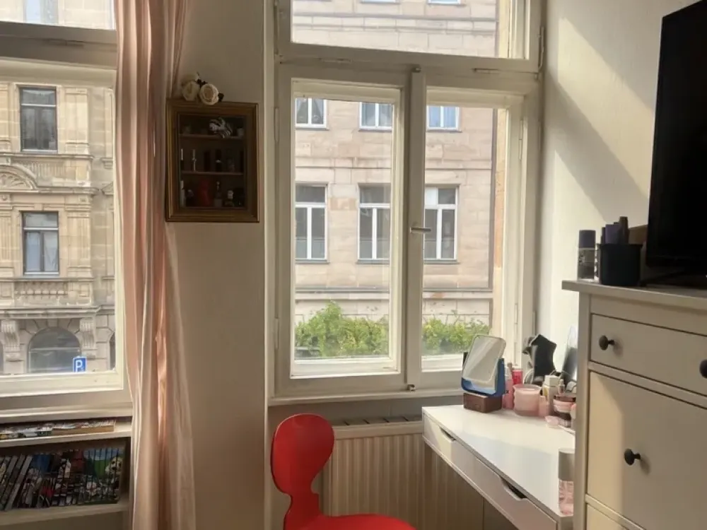 3-Zimmer-Altbauwohnung mit Balkon in Nürnberg, ab 01.11.
