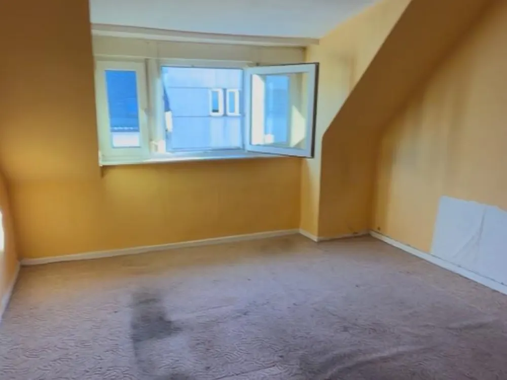 3-Zimmer-Dachgeschosswohnung Offenbach - 5 Monate mietfrei, Material zahlen wir