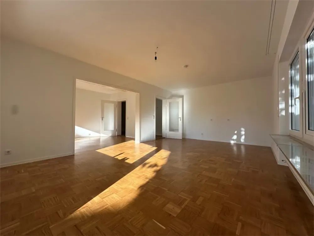 Renovierte 4-Zimmer-Wohnung in begehrter Toplage am Killesberg!