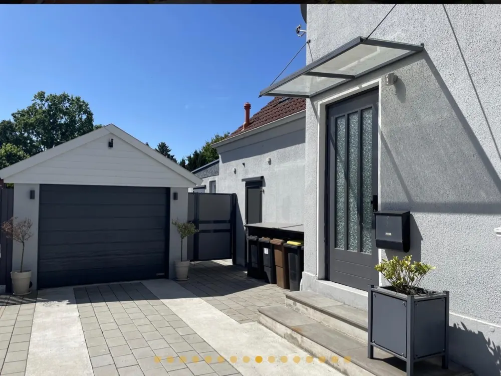 High-quality modernized 4-room maisonette apartment with garden