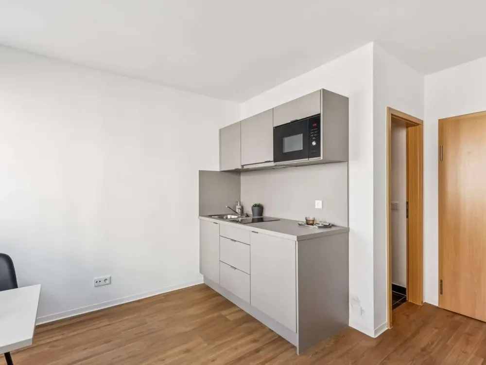 First Occupancy After Complete Renovation | Furnished 2-Room Apartment in Prime Frankfurt Location