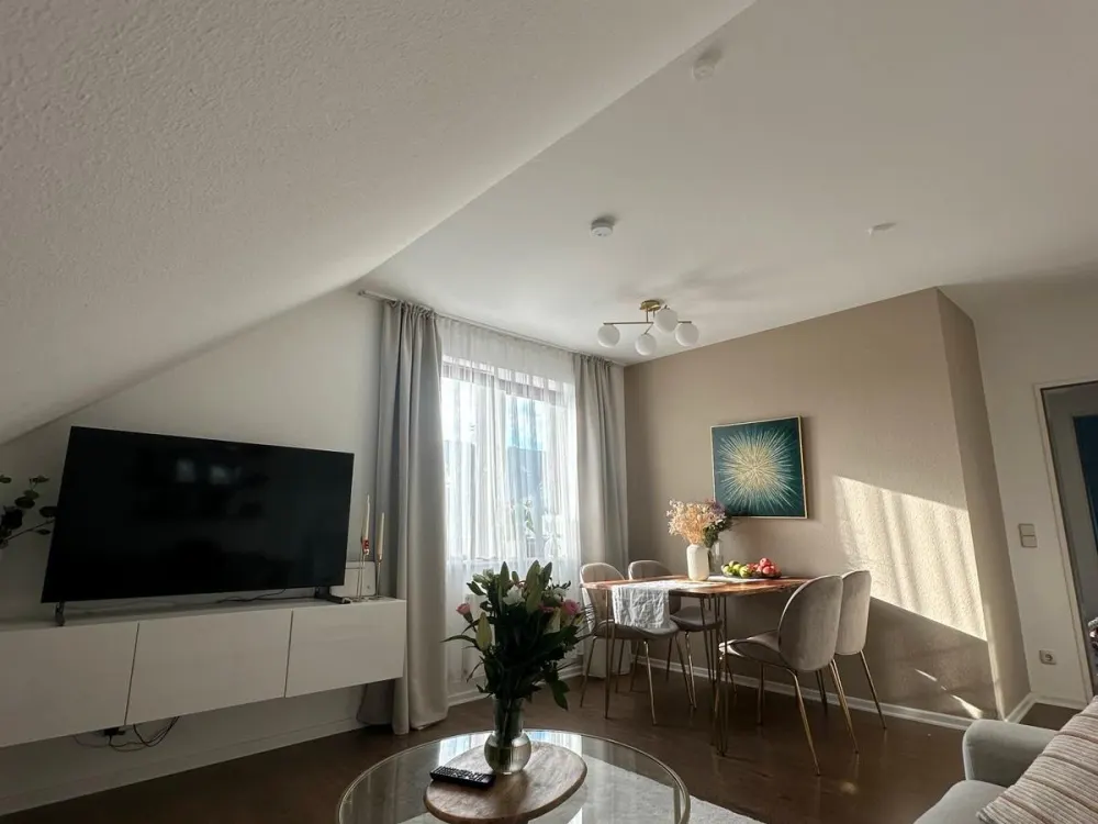 2-Zimmer Wohnung in Düsseldorf-Kaiserswerth / Beschreibung lesen!
