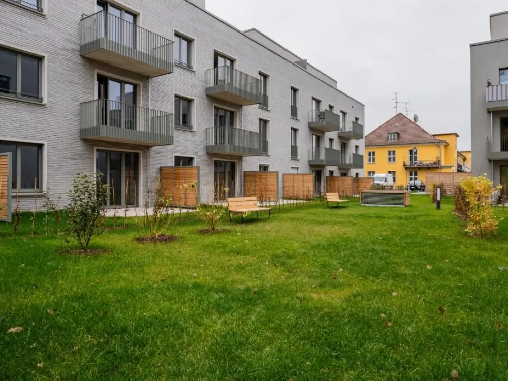 2-Zimmer-Mietwohnung, 46,67 m², 1. OG, EBK, Balkon, Fahrstuhl, Tiefgarage, Keller, Kladow