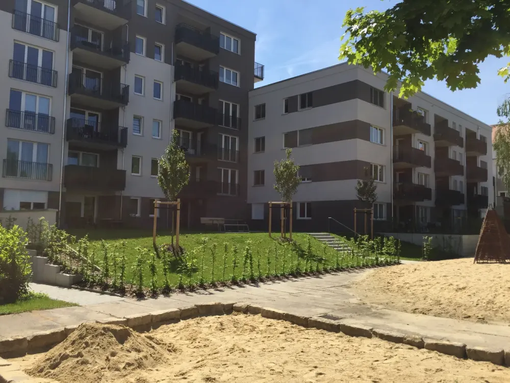 Schöne 3-Raumwohnung mit Balkon, FB-Heizung, Aufzug, Keller, TG-Stellplatz