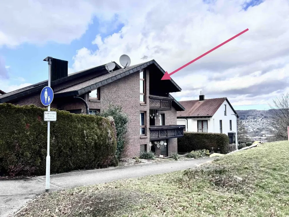 73779 Deizisau: 4-Zimmer-Wohnung im 1.OG eines Mehrfamilienhauses in bester Aussichtslage.