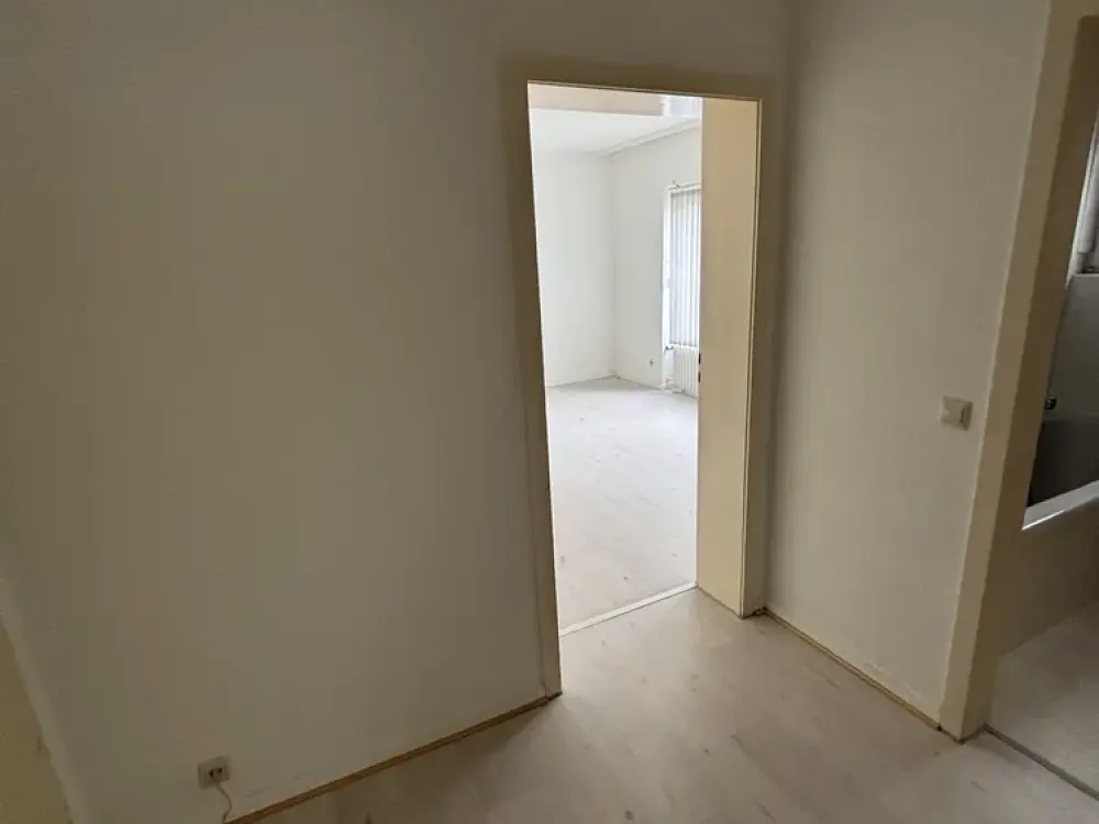 Single Appartement mit Einbauküche