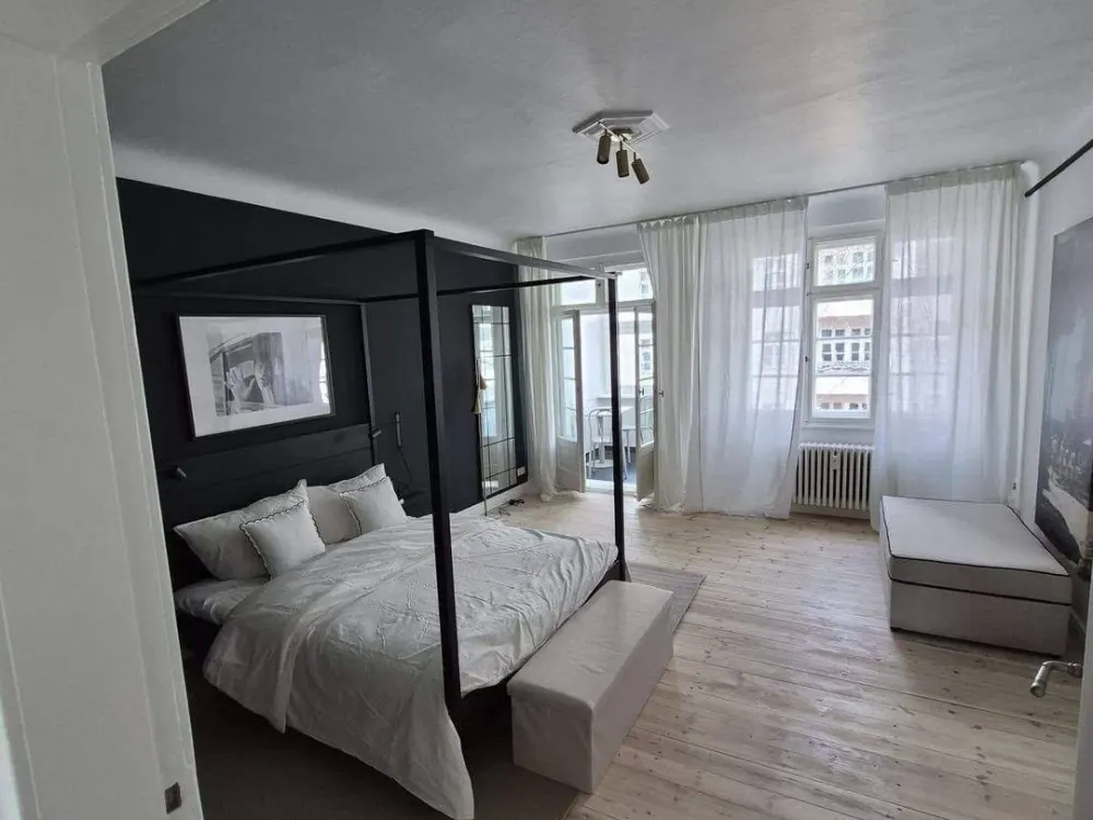 Studenten WG 2-Zimmer Wohnung / NEU & möbliert