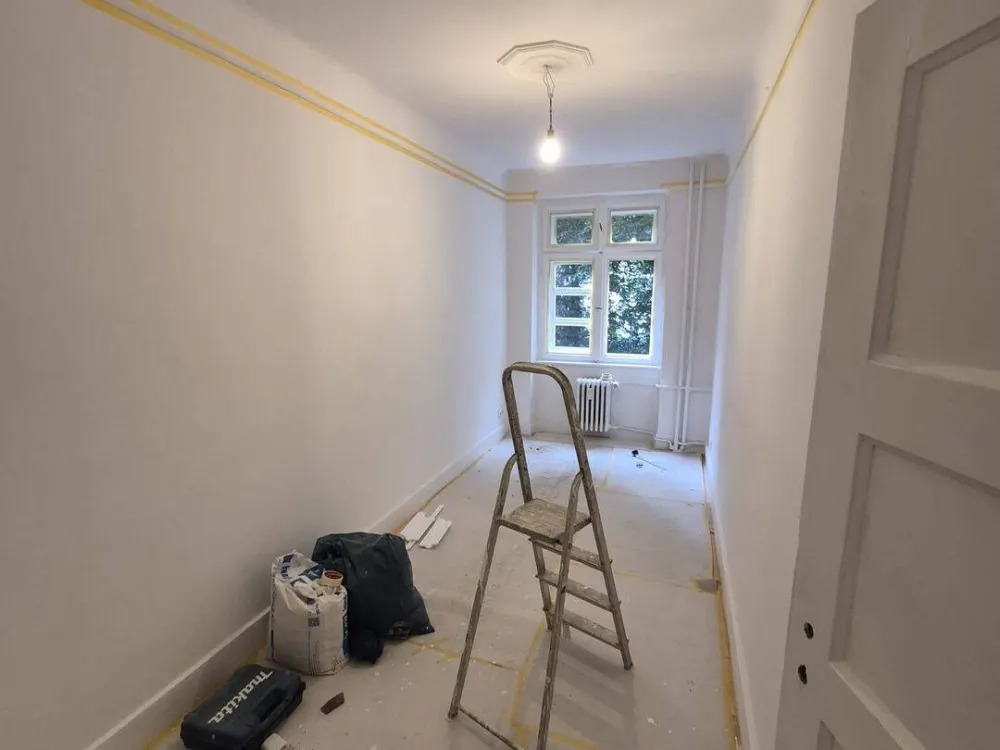 Studenten WG 2-Zimmer Wohnung / NEU & möbliert