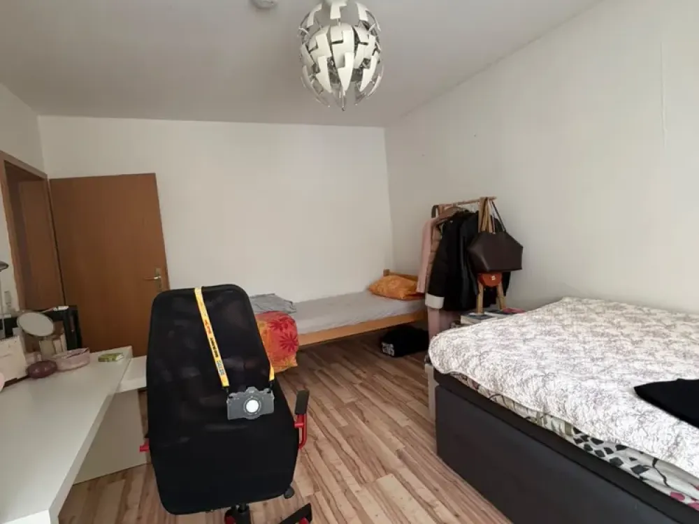 Attraktive 3-Zimmer-Erdgeschosswohnung mit Balkon in Obertürkheim