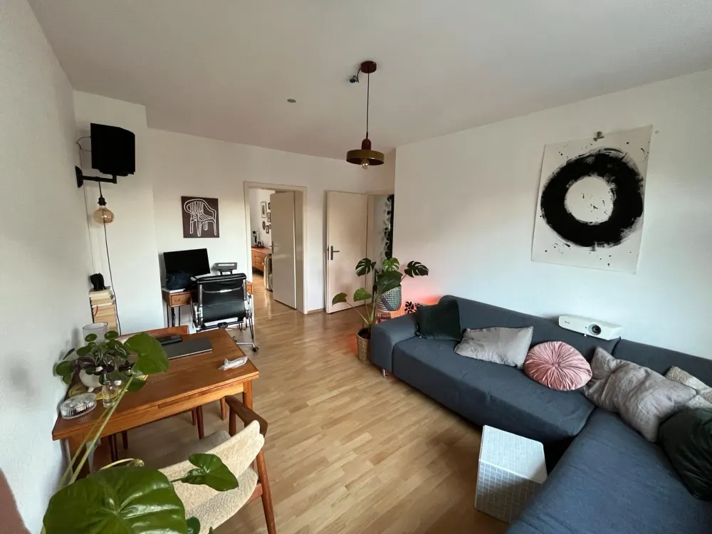 Helle 2 Zimmer Wohnung in Südstadt ab sofort verfügbar