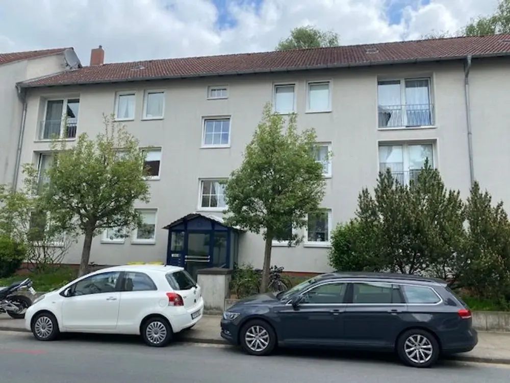 Quiet, well-laid-out, bright 4-room apartment in the green Döhren