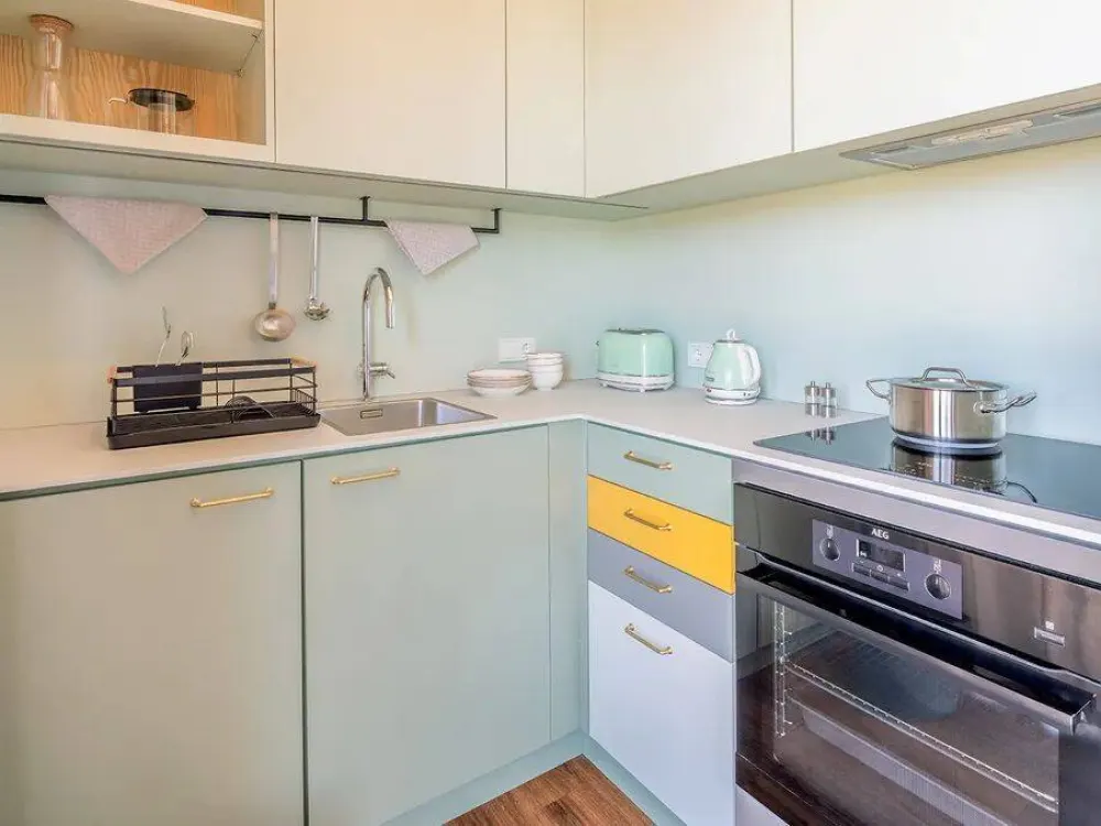 Moderne unbefristete 1-Zimmer-Wohnung mit Balkon im beliebten RIX Neukölln