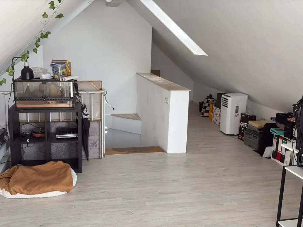 Home with 2.5 Rooms and Balcony in Dreieich