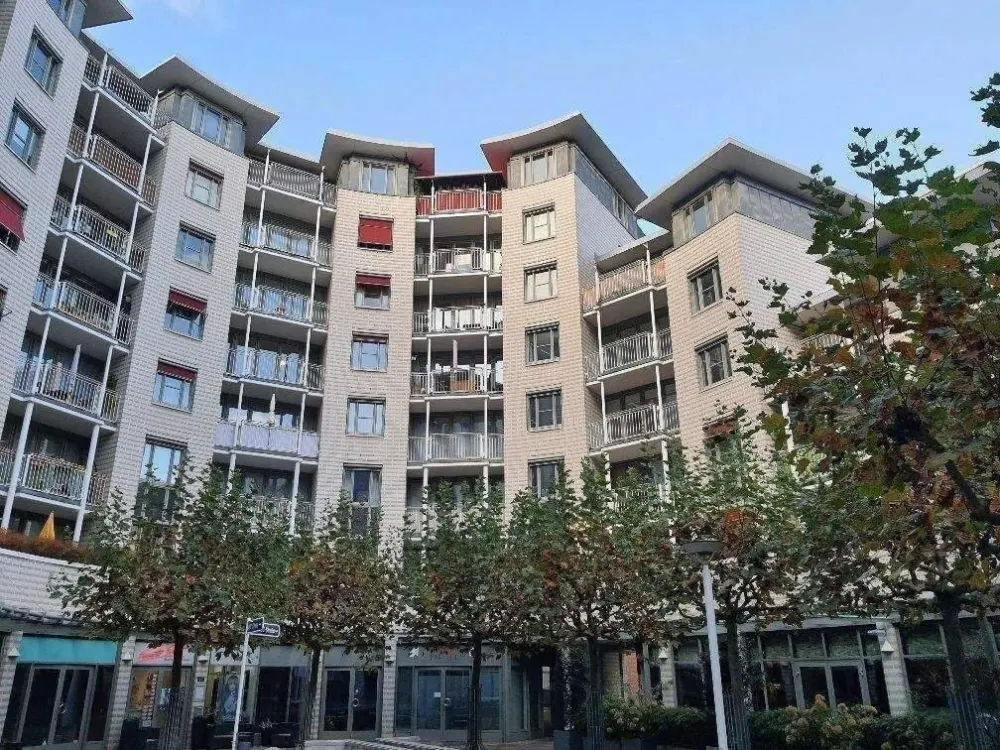 ABC Straße 44-46 - 2,5 Zi.-Whg. - 4. OG - Balkon - 1a Lage - Concierge 7/24