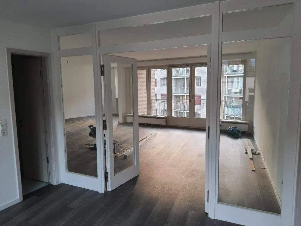 ABC Straße 44-46 - 2,5 Zi.-Whg. - 4. OG - Balkon - 1a Lage - Concierge 7/24