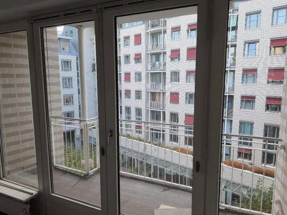 ABC Straße 44-46 - 2,5 Zi.-Whg. - 4. OG - Balkon - 1a Lage - Concierge 7/24