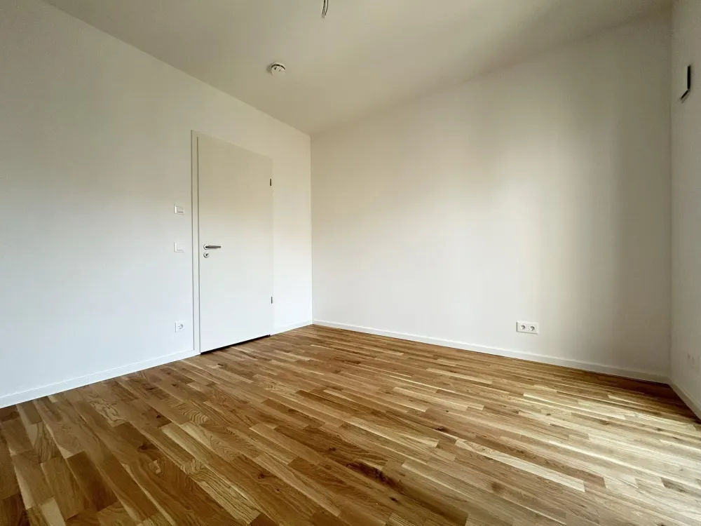 **Erstbezug** 4-Raum-Wohnung mit zwei Balkonen in Dresden-Friedrichstadt