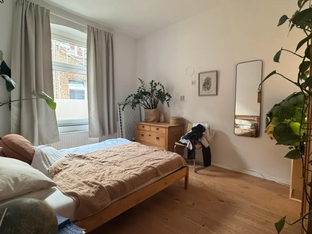 Untermiete! 3 Zimmer Altbauwohnung in Ehrenfeld