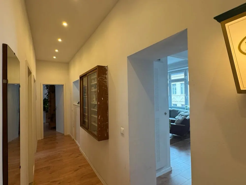 Untermiete! 3 Zimmer Altbauwohnung in Ehrenfeld