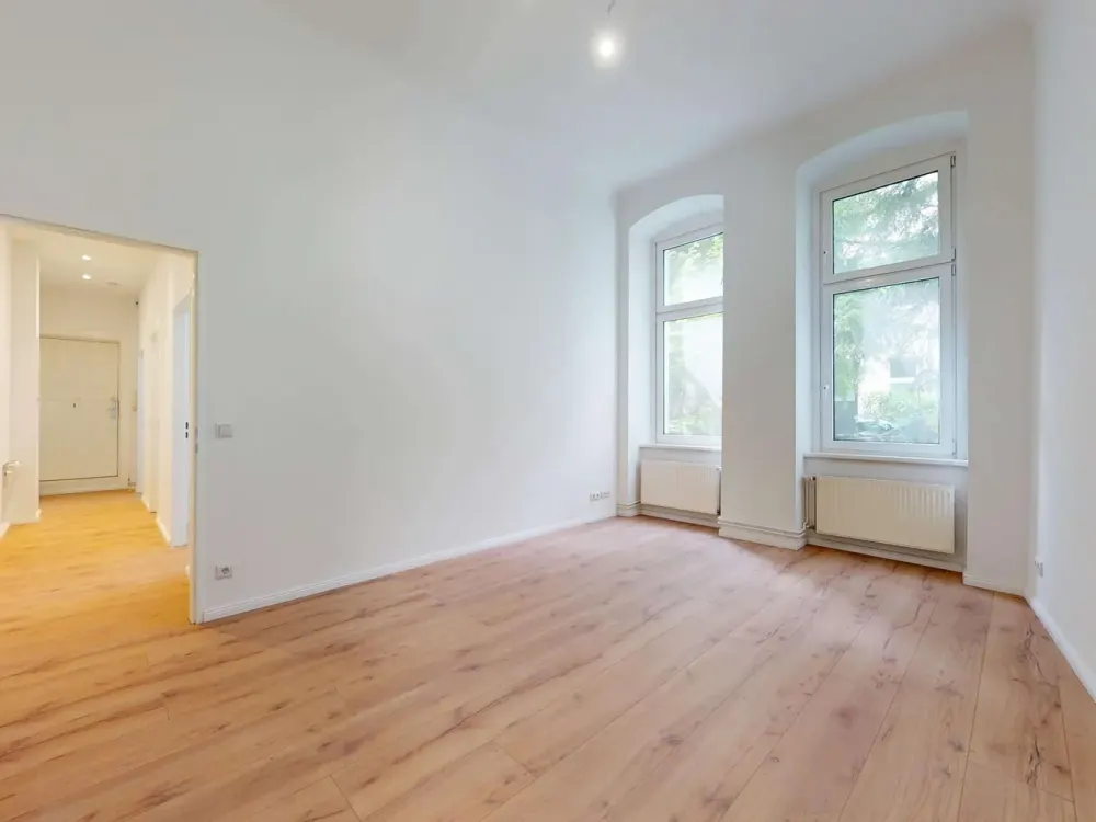 Sanierte 2-Zimmer-Wohnung im EG im Hinterhaus
