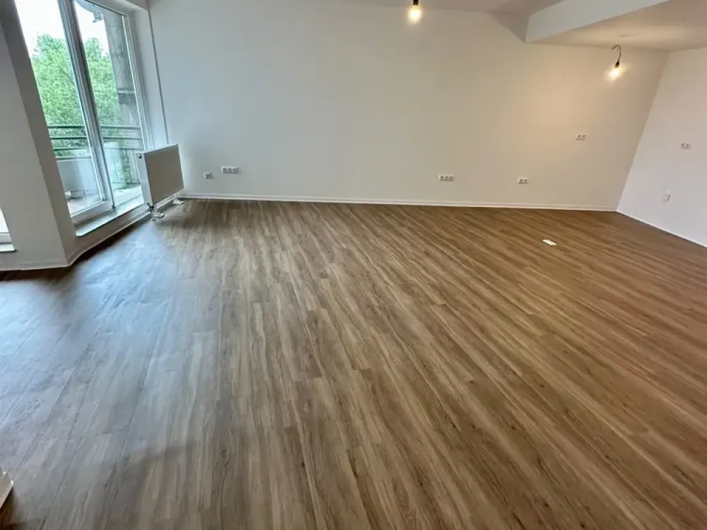 Großzügige 4-Zimmer-Wohnung mit ca. 135 m², Balkon, 2 Bädern
