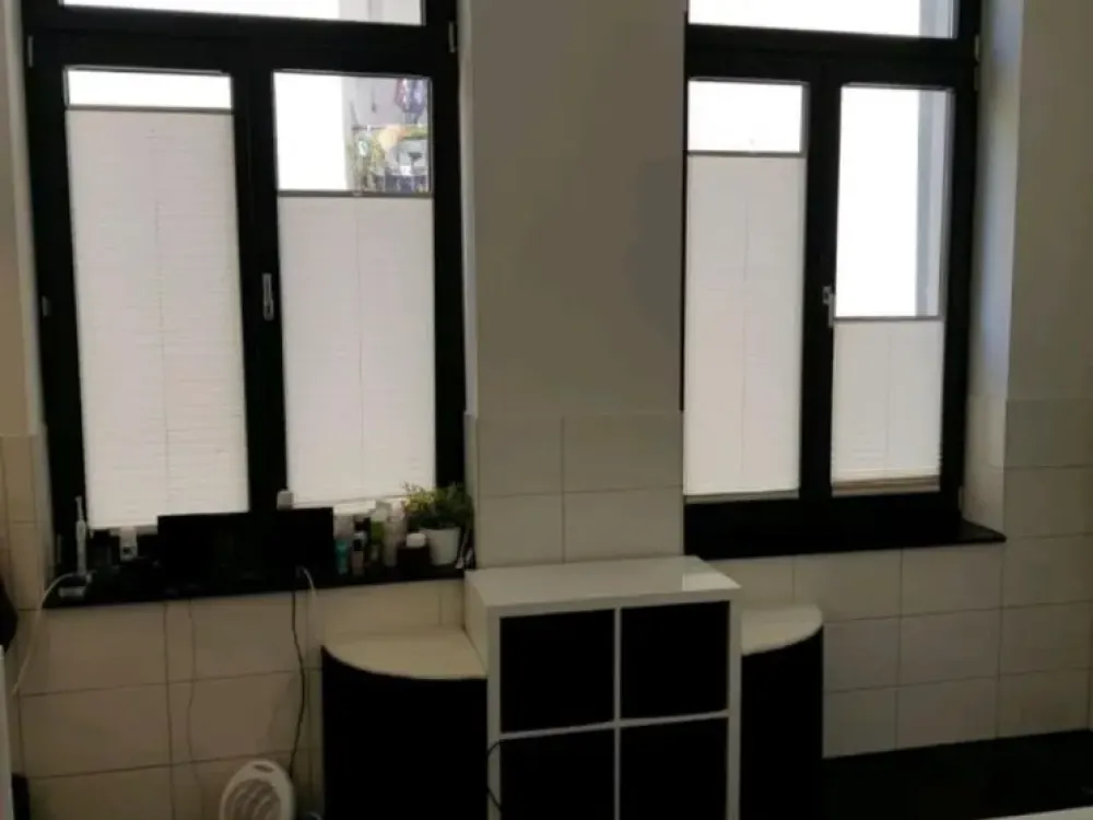Neu renovierte Maisonette Wohnung 2,5 Zimmer im Herzen von Köln!