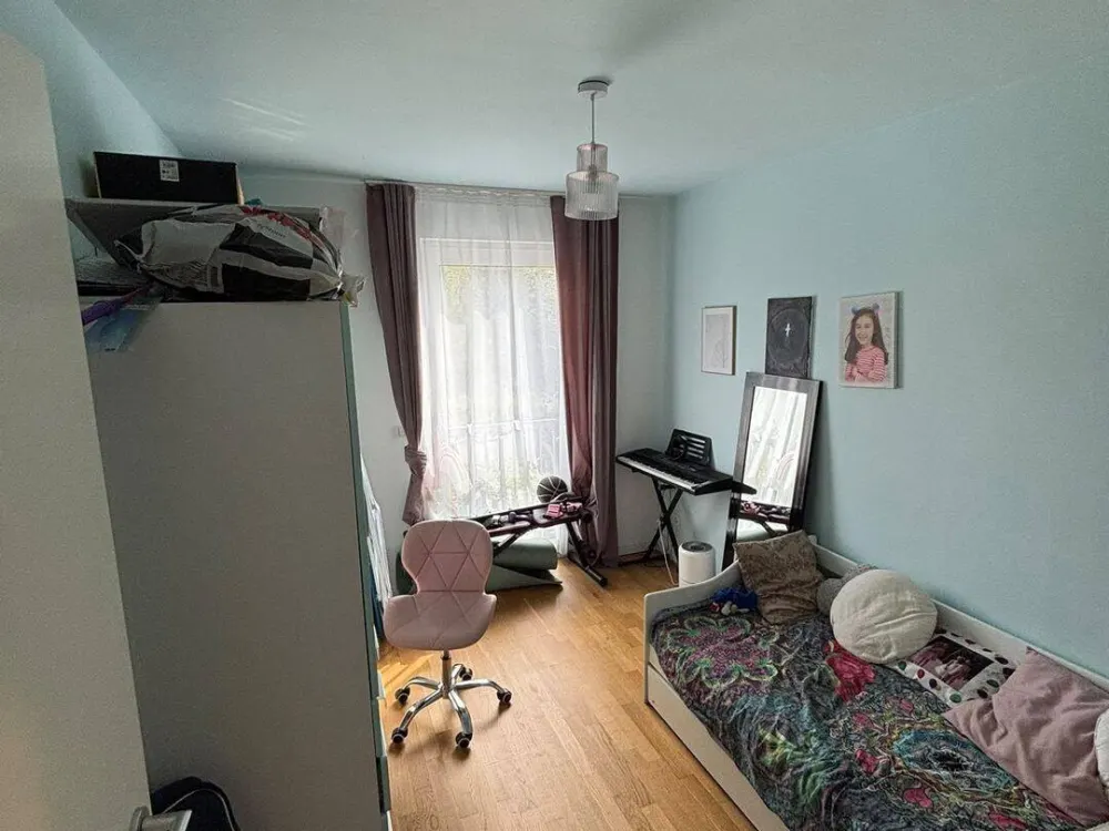 Moderne und lichtdurchflutete 4-Zimmer-Wohnung mit hochwertiger Ausstattung in Köln-Raderberg