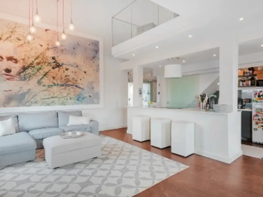 Exklusive 3-Raum-Galerie-Wohnung mit Terrasse und EBK