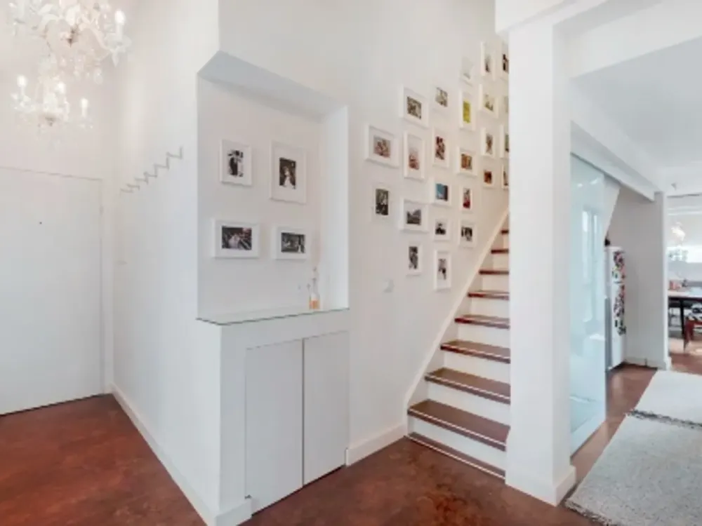 Exklusive 3-Raum-Galerie-Wohnung mit Terrasse und EBK