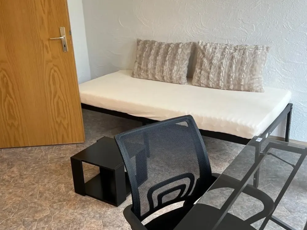 Vollmöblierte 1-Zimmer-Wohnung in ruhiger Umgebung