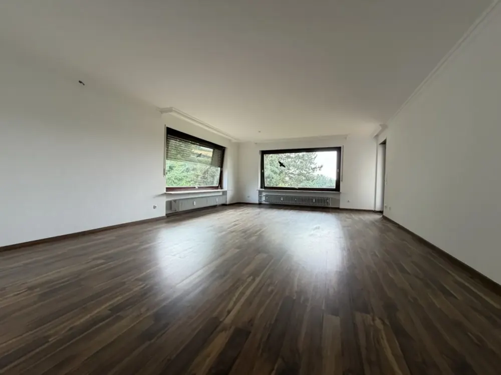 Großzügige 2,5-Zimmer-Wohnung mit Blick ins Grüne