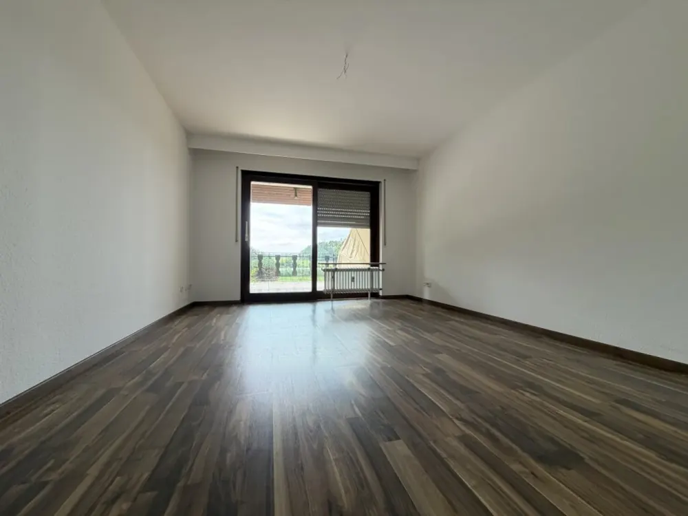 Großzügige 2,5-Zimmer-Wohnung mit Blick ins Grüne