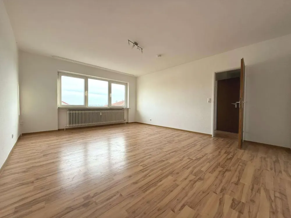 2-Zimmer-Wohnung in ruhiger Lage mit Außenstellplatz in Hattersheim zu vermieten