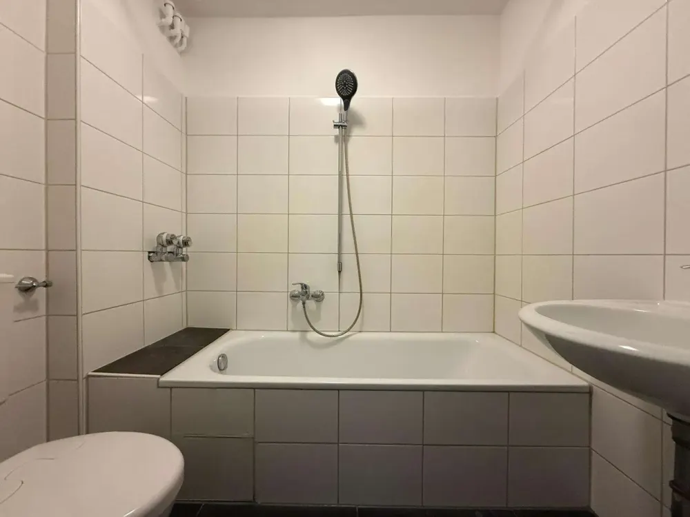 2-Zimmer-Wohnung in ruhiger Lage mit Außenstellplatz in Hattersheim zu vermieten