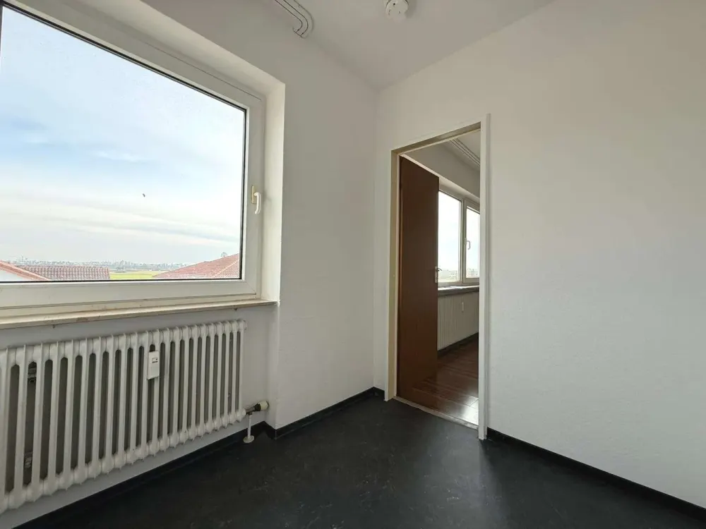2-Zimmer-Wohnung in ruhiger Lage mit Außenstellplatz in Hattersheim zu vermieten