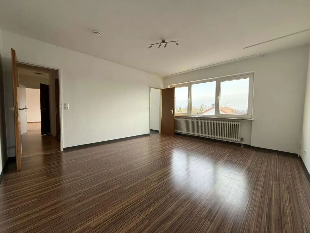 2-Zimmer-Wohnung in ruhiger Lage mit Außenstellplatz in Hattersheim zu vermieten