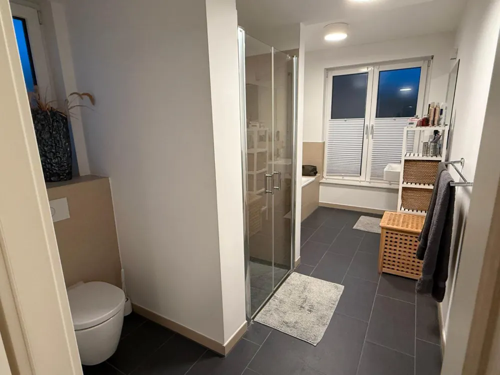 Moderne Maisonettewohnung mit 102,8 m², Balkon & Terrasse in Köln