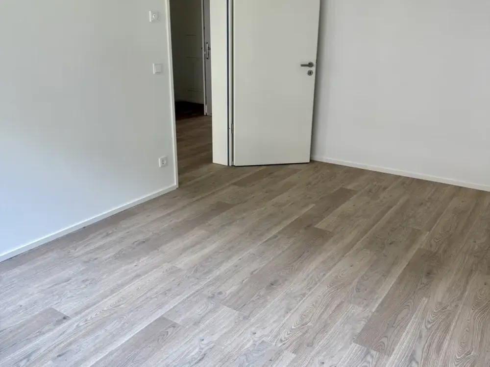 Erstbezug Neubau: 2-Zimmer mit Terrasse in den Elbvororten, 51,9 m², EG