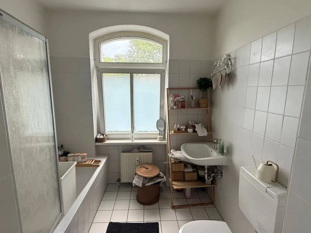 Renovated 2-Room Jugendstil MWG with Balcony (37 m²) directly at Karlsaue in Kassel