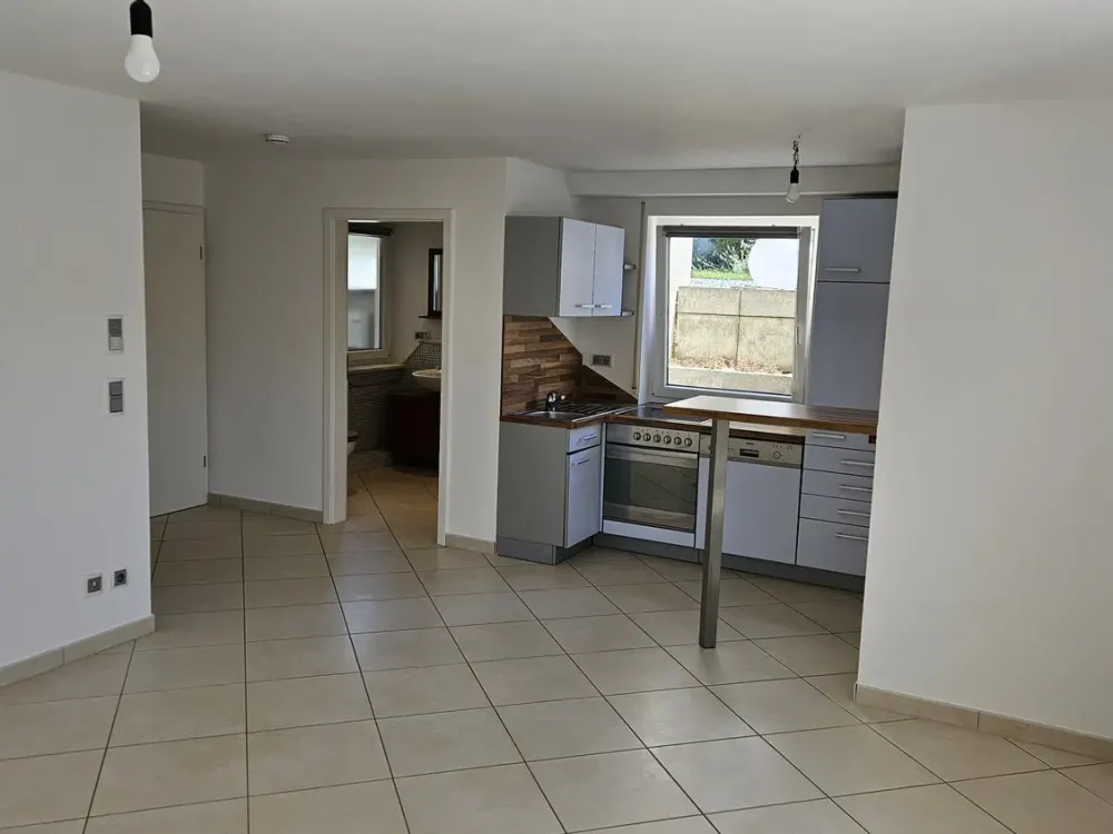 Helle Souterrainwohnung in Filderstadt