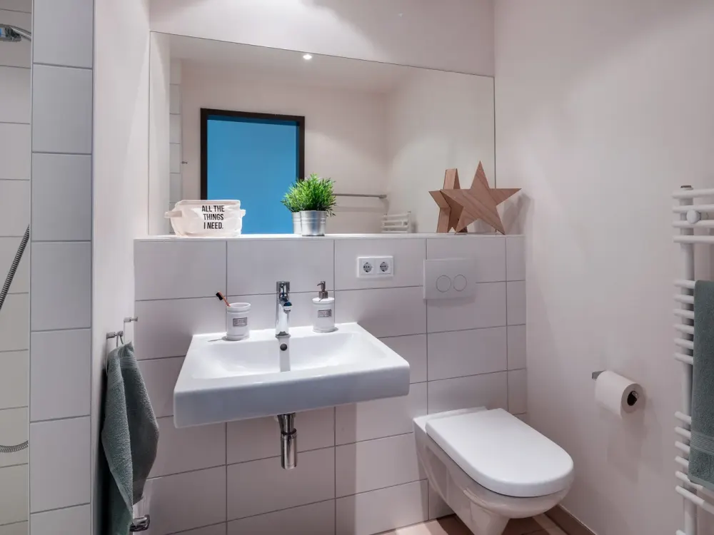 Komplett möbliertes, modernes Studentenapartment (18 qm)