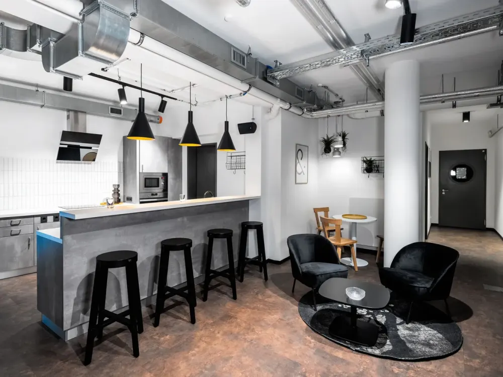 Komplett möbliertes, modernes Studentenapartment (18 qm)