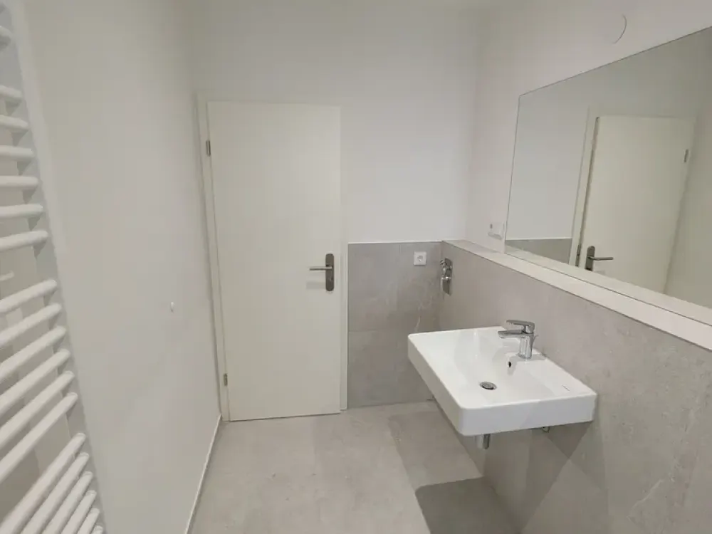 Sanierte 2-Zimmer-Wohnung mit EBK nahe Hauptbahnhof