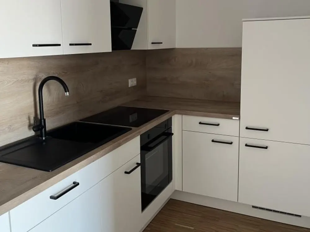 Heimelige Neubauwohnung im Erstbezug! EBK, Terrasse, Fußbodenheizung, Vinyl!